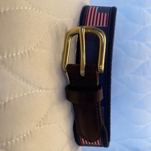 Vineyard Vines American Flag Kids Belt, Size 26.  Excellent Condition.